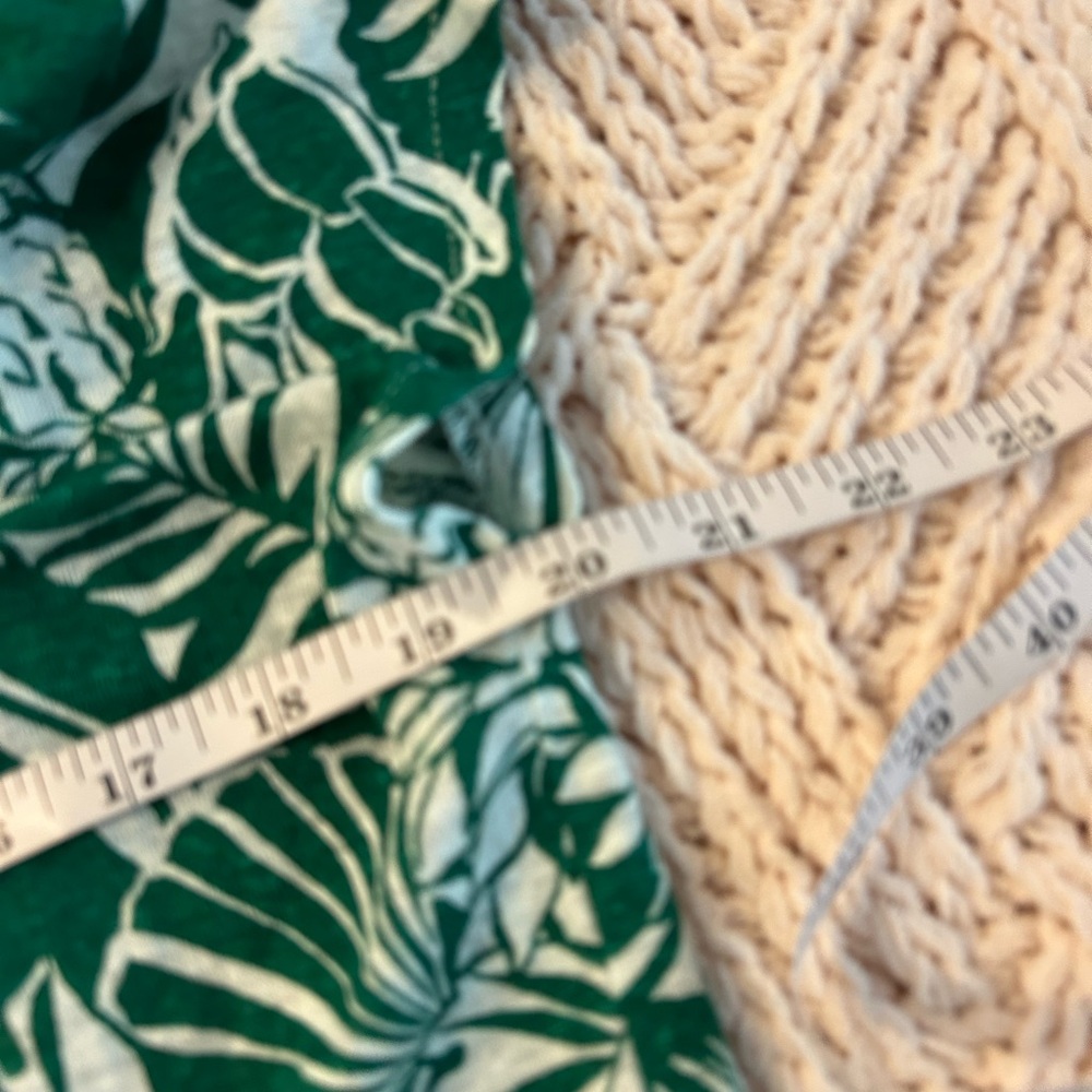Joie 100% Linen Pineapple Green Leaf Top - Picture 5 of 7